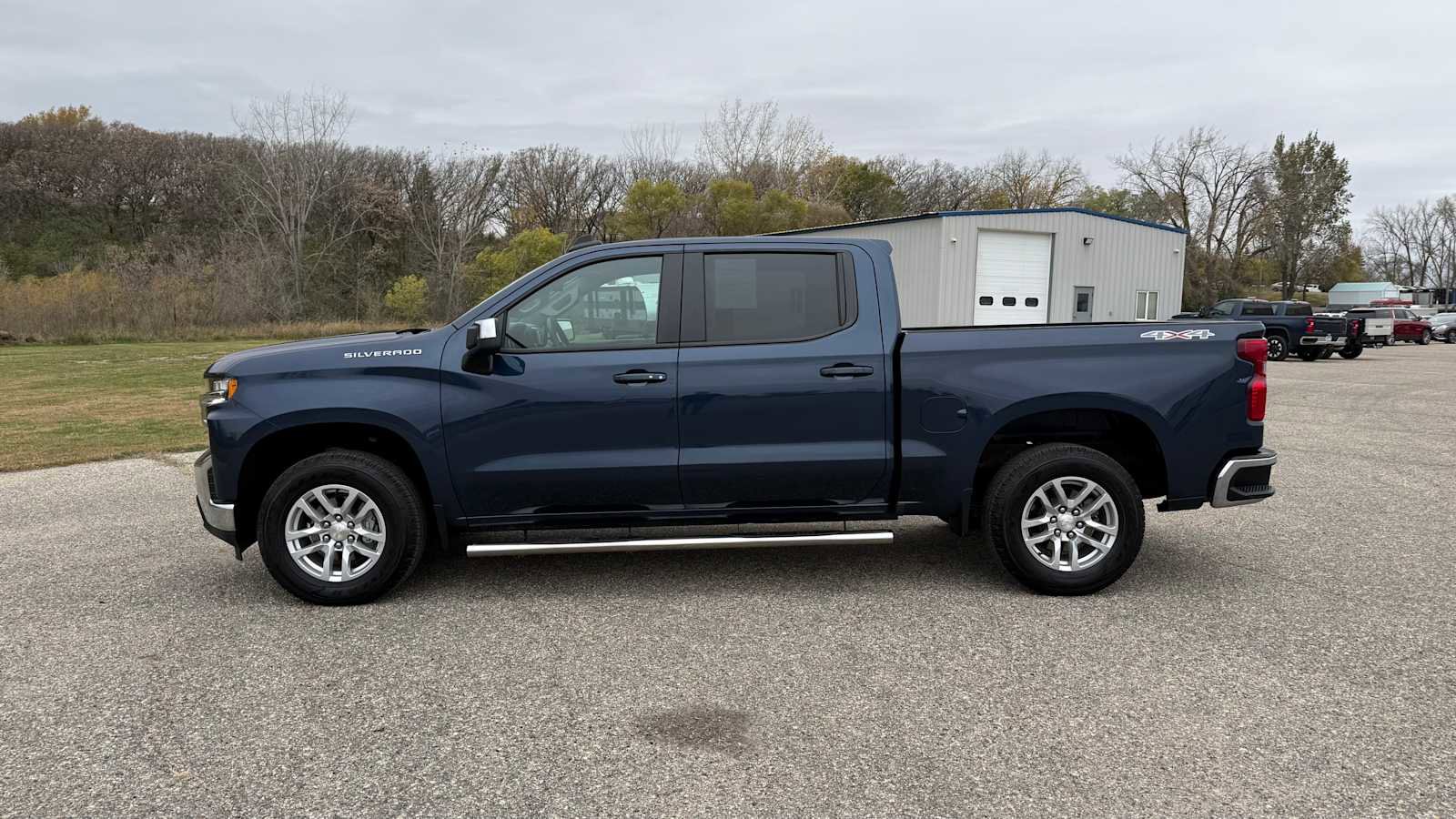Used 2022 Chevrolet Silverado 1500 LT image 6