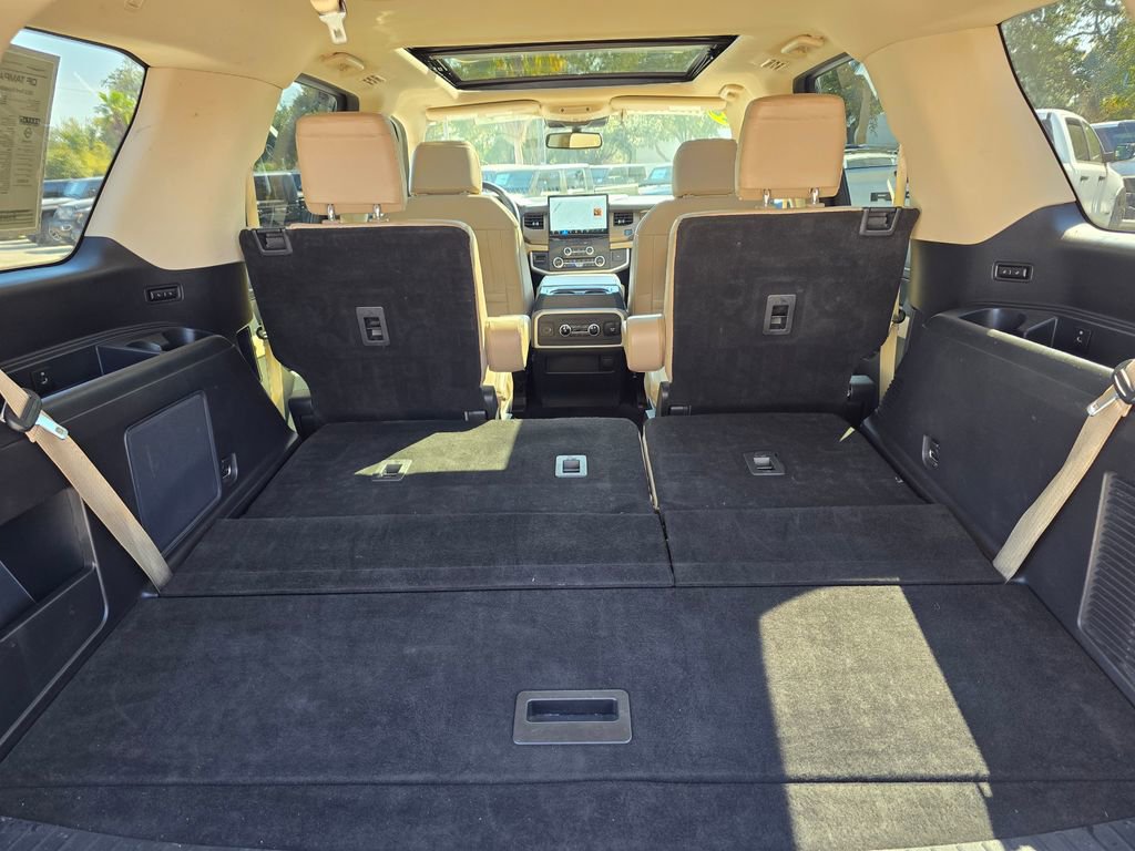 Used 2022 Ford Expedition Limited image 46