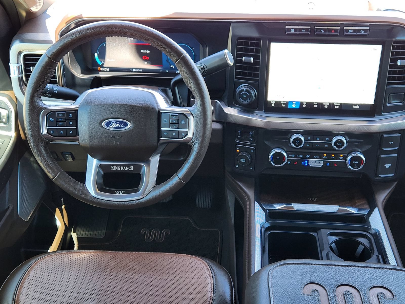 Certified 2023 Ford F250 King Ranch w/ Chrome Package AWD/4WD image 28
