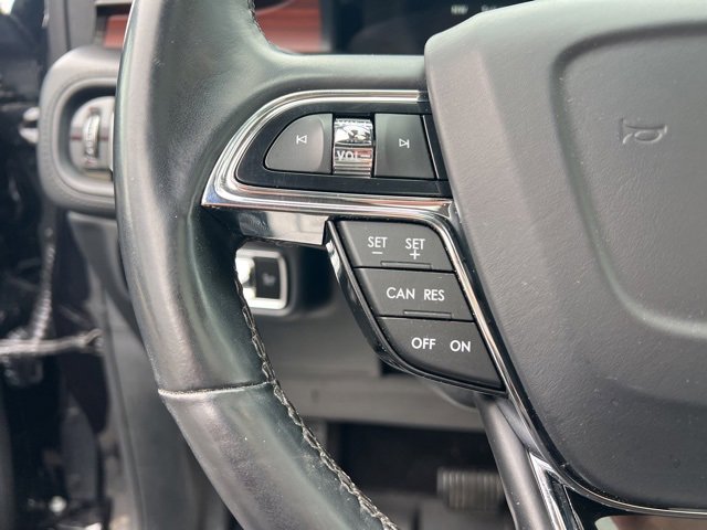 Used 2023 Lincoln Nautilus Reserve image 23