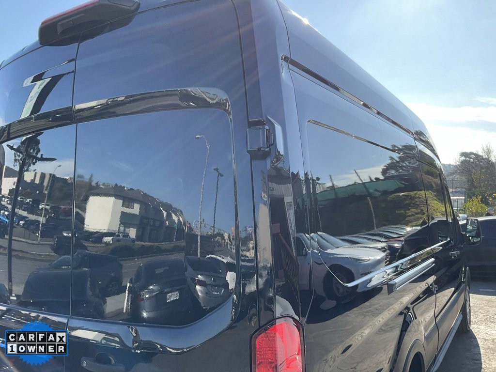 Used 2022 Ford E-Transit 148 High Roof Extended w/ Load Area Protection Package image 59