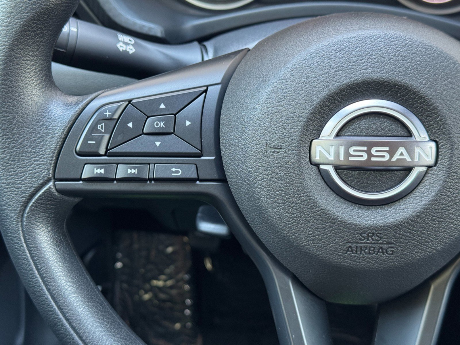 Used 2025 Nissan Sentra S FWD image 19