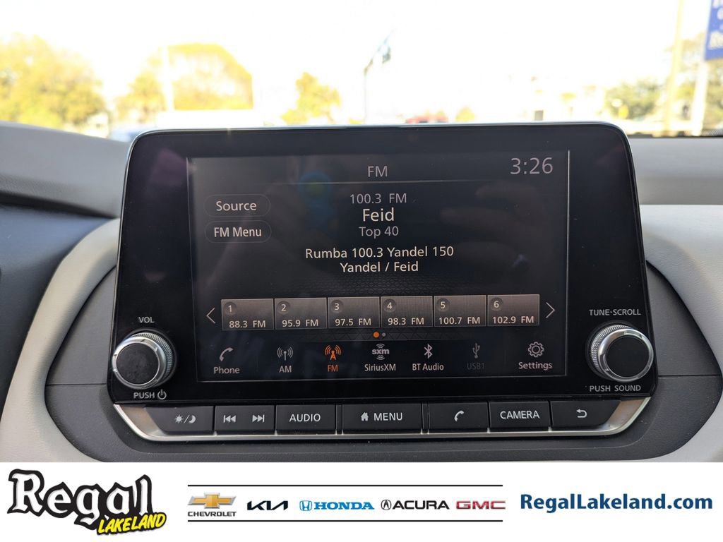 Used 2021 Nissan Rogue SV image 19