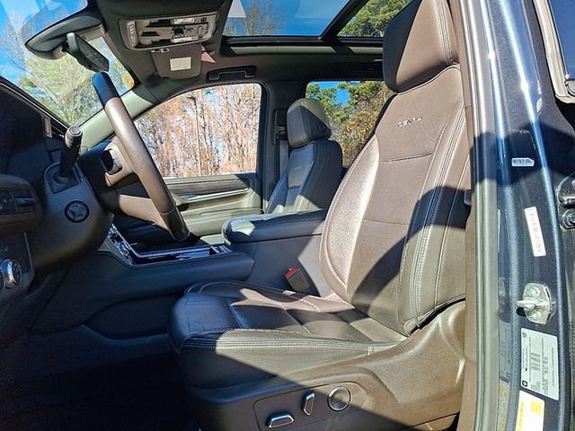 Used 2021 GMC Yukon Denali w/ Denali Premium Package image 13
