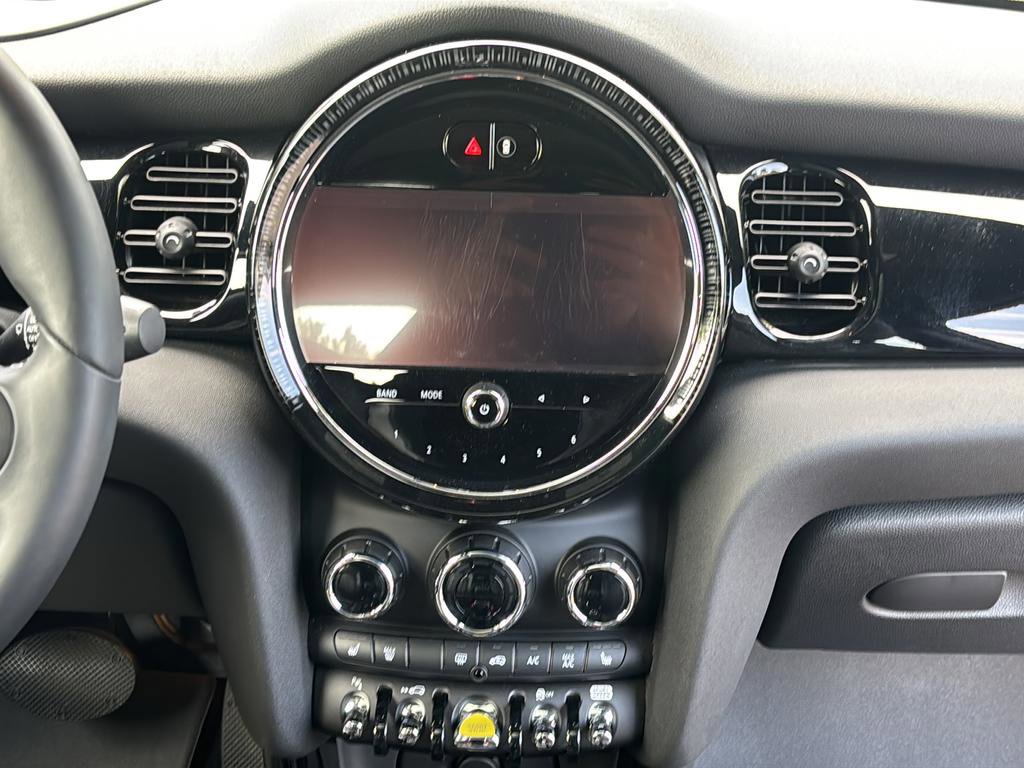 Used 2023 MINI Cooper SE FWD image 22