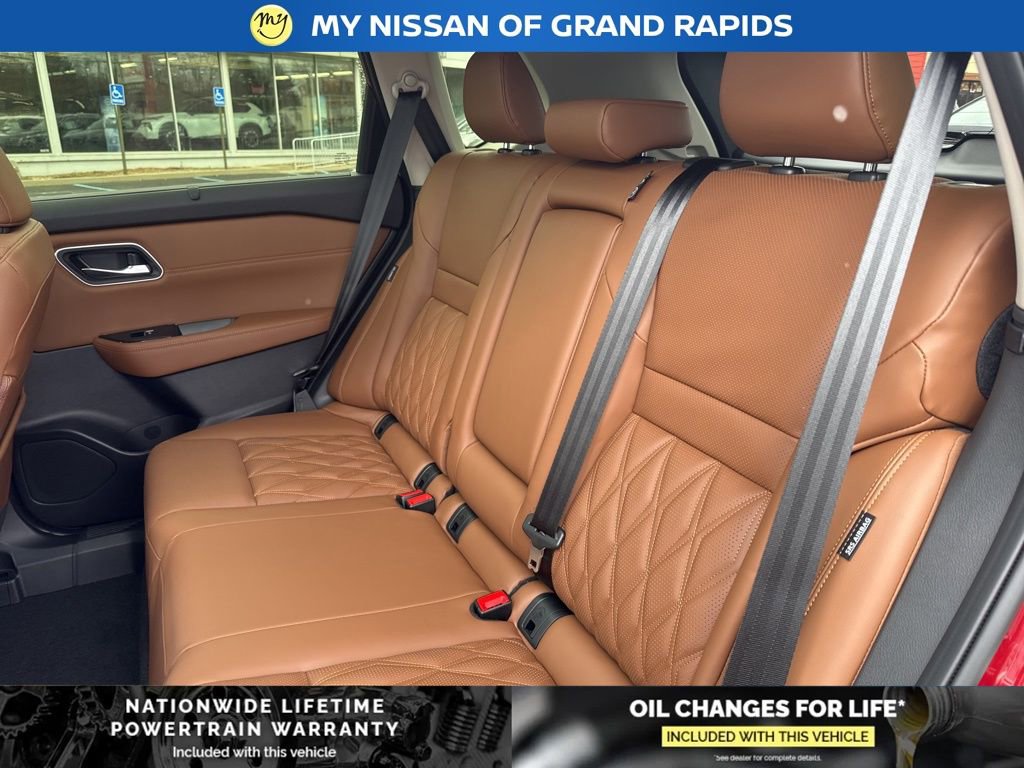 New 2026 Nissan Rogue Platinum w/ Platinum Premium Package image 13