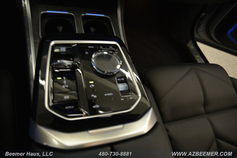 Used 2024 BMW 740i w/ M Sport Professional Package RWD image 39
