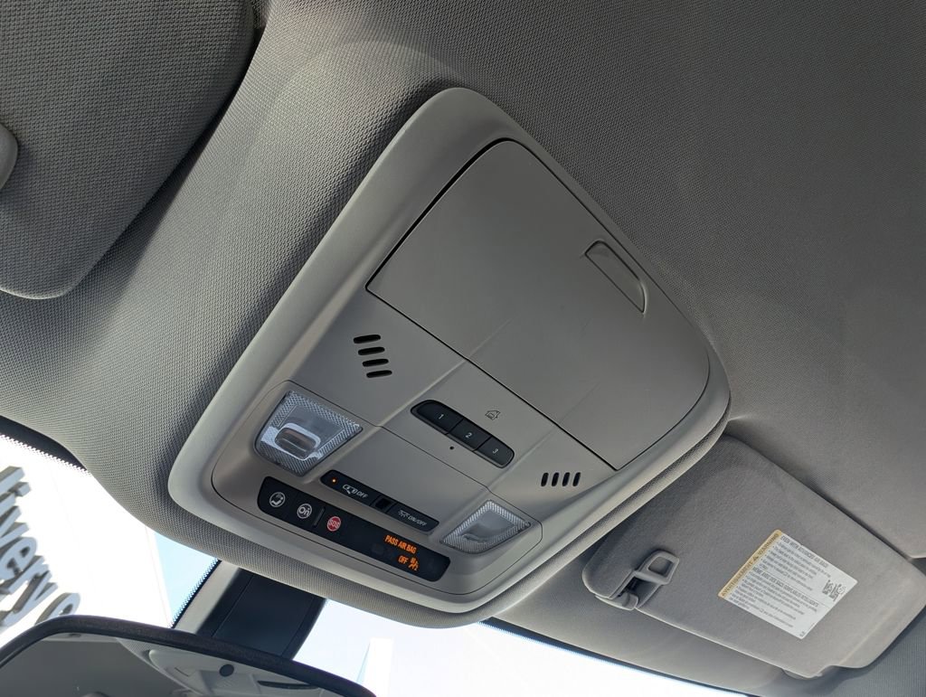 Used 2021 Buick Enclave Essence w/ Sound and Sites Package image 35