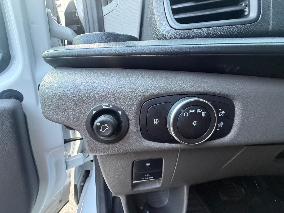 Used 2024 Ford Transit 350 XLT RWD image 17