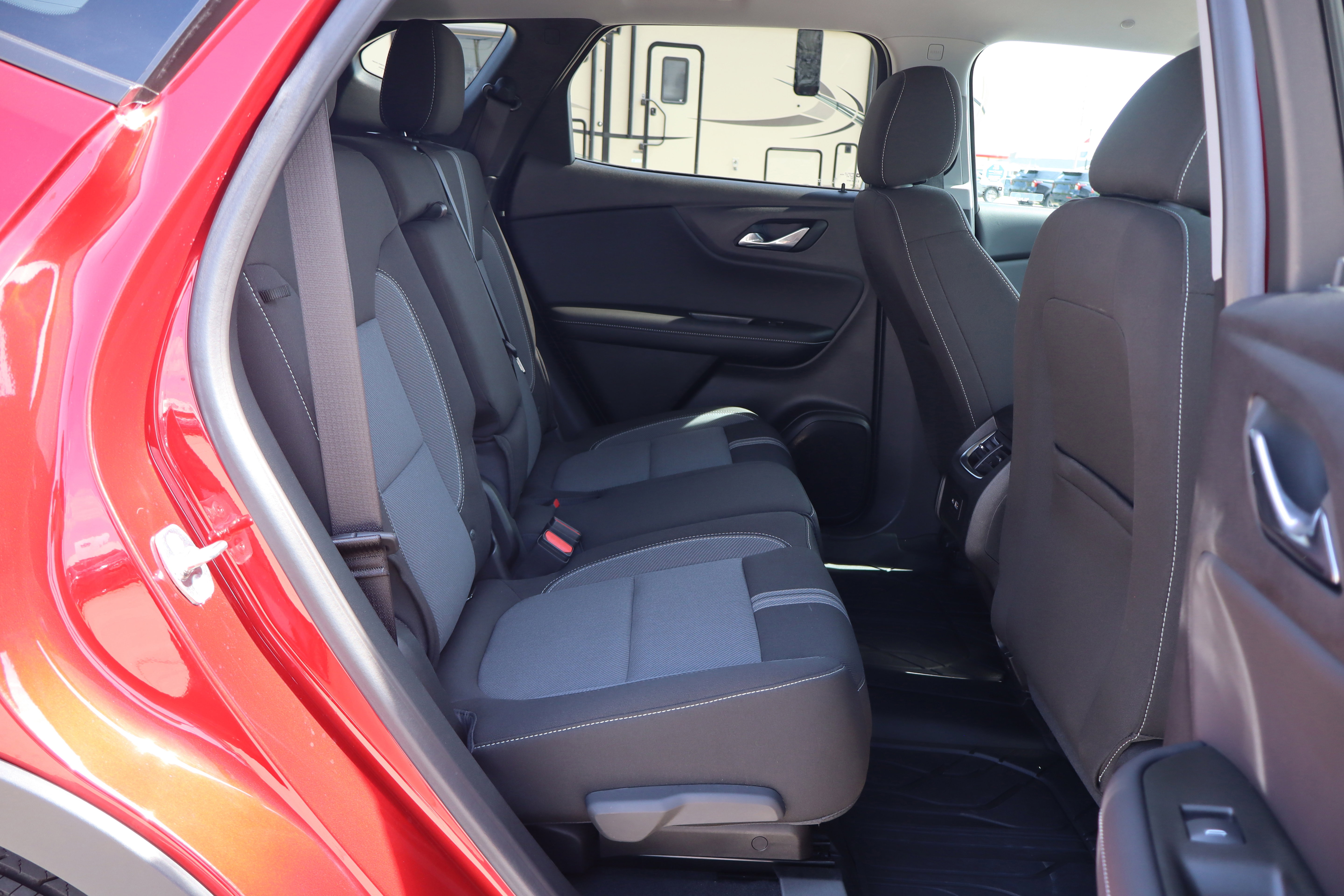 Used 2024 Chevrolet Blazer LT w/ Convenience Package image 11