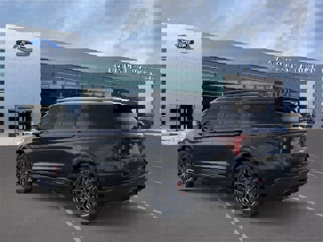 New 2025 Ford Explorer ST-Line image 4