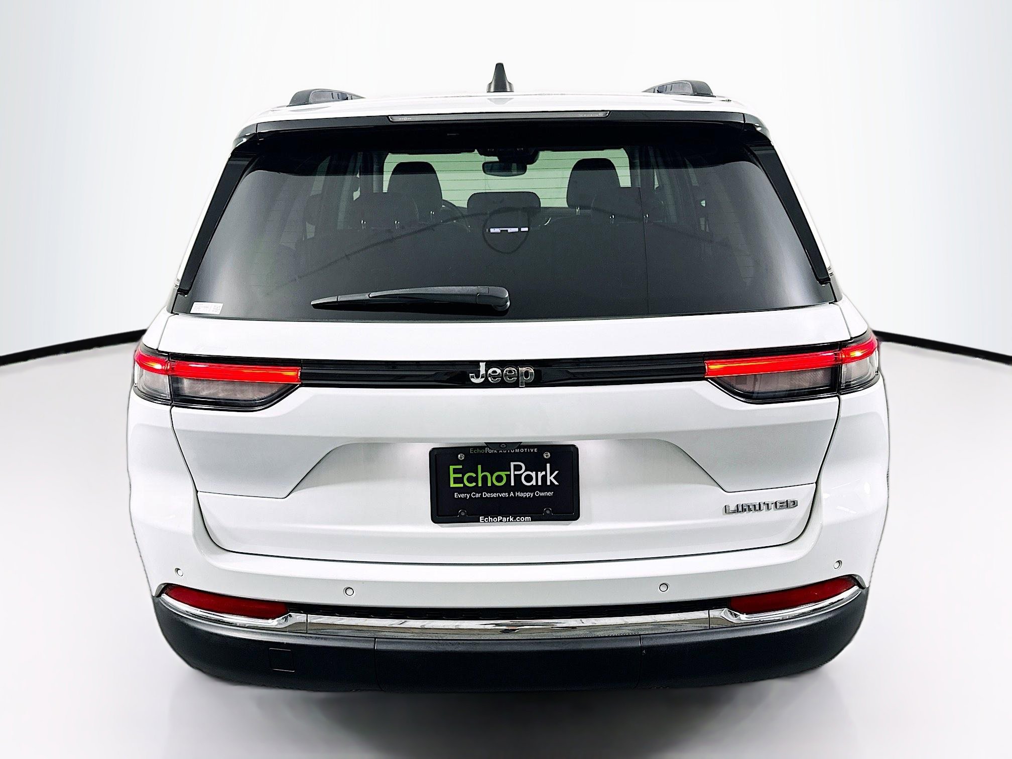 Used 2023 Jeep Grand Cherokee Limited image 7