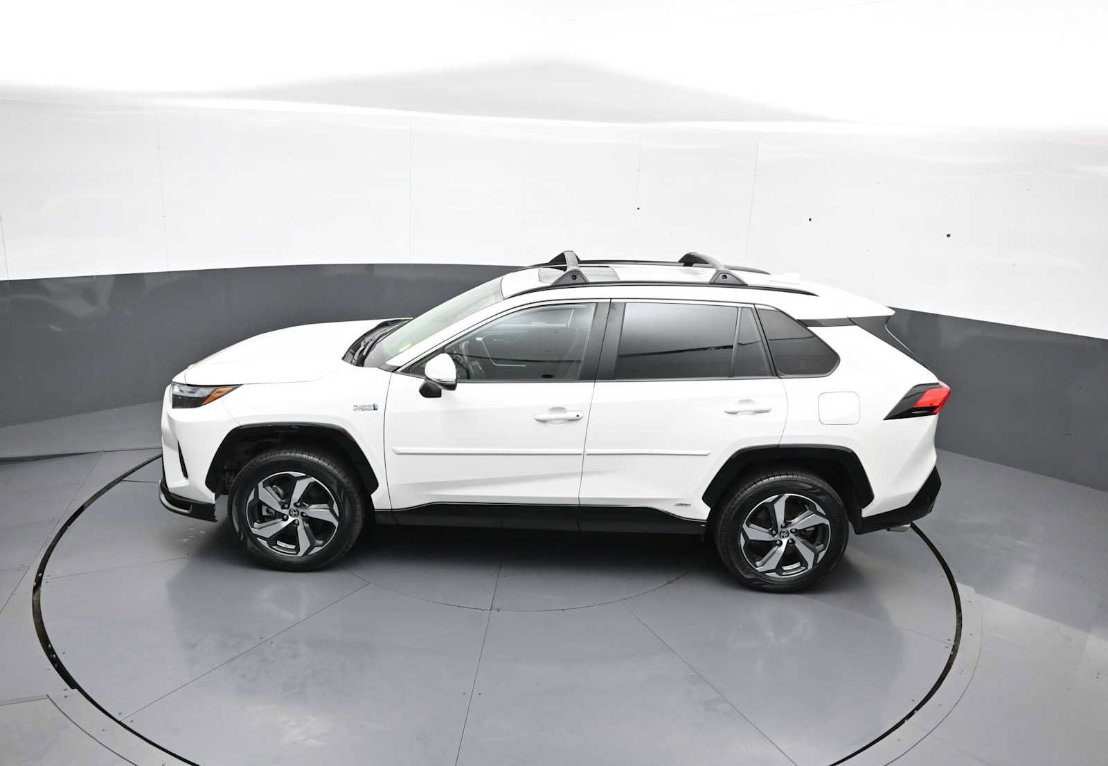 Used 2023 Toyota RAV4 SE w/ Weather & Moonroof Package AWD/4WD image 42