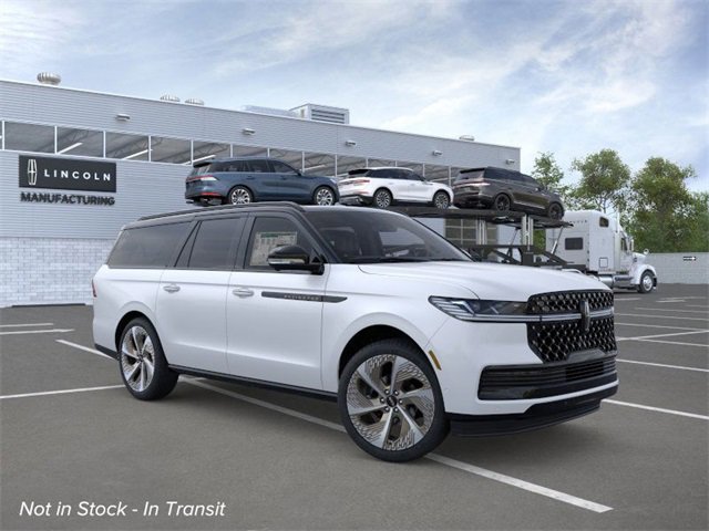 New 2025 Lincoln Navigator L Black Label w/ Black Label Special Edition image 7