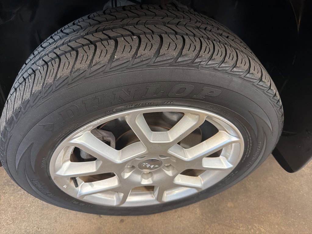 Used 2020 Jeep Renegade Latitude w/ Cold Weather Group AWD/4WD image 7