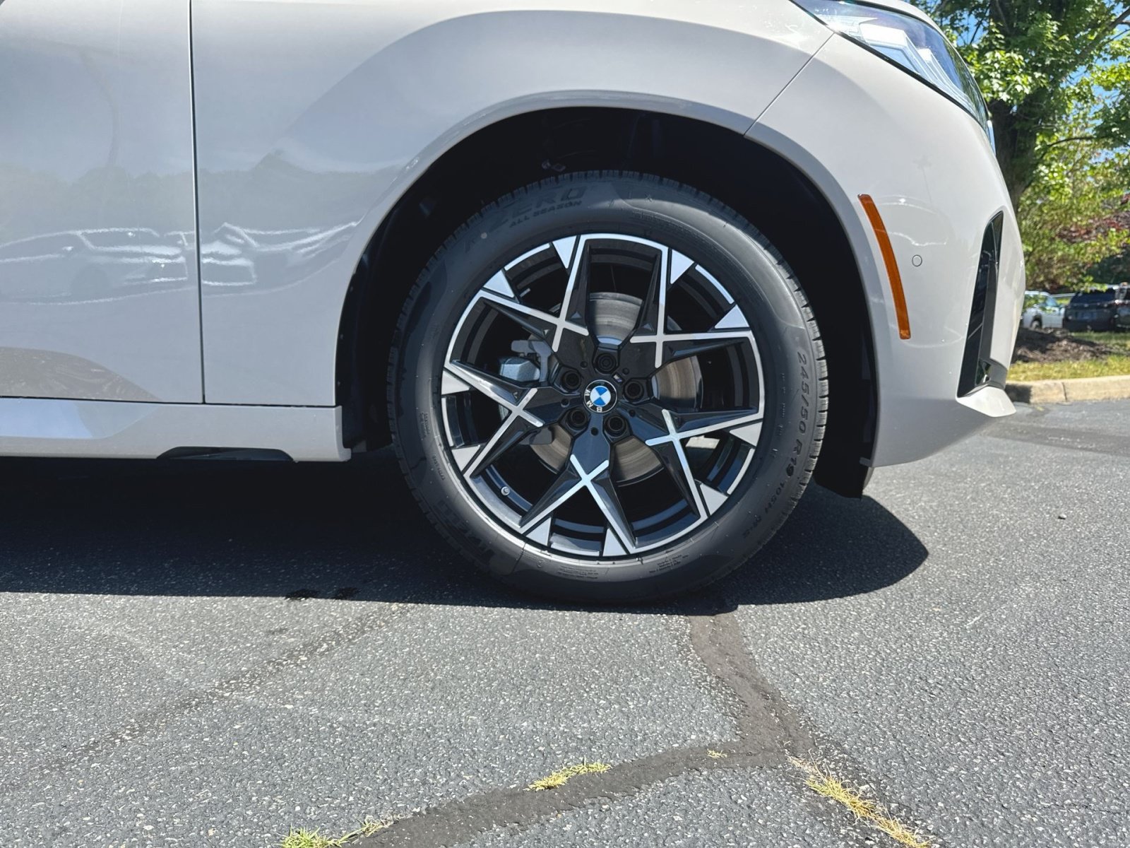 New 2026 BMW X3 xDrive30i w/ Premium Package AWD/4WD image 2