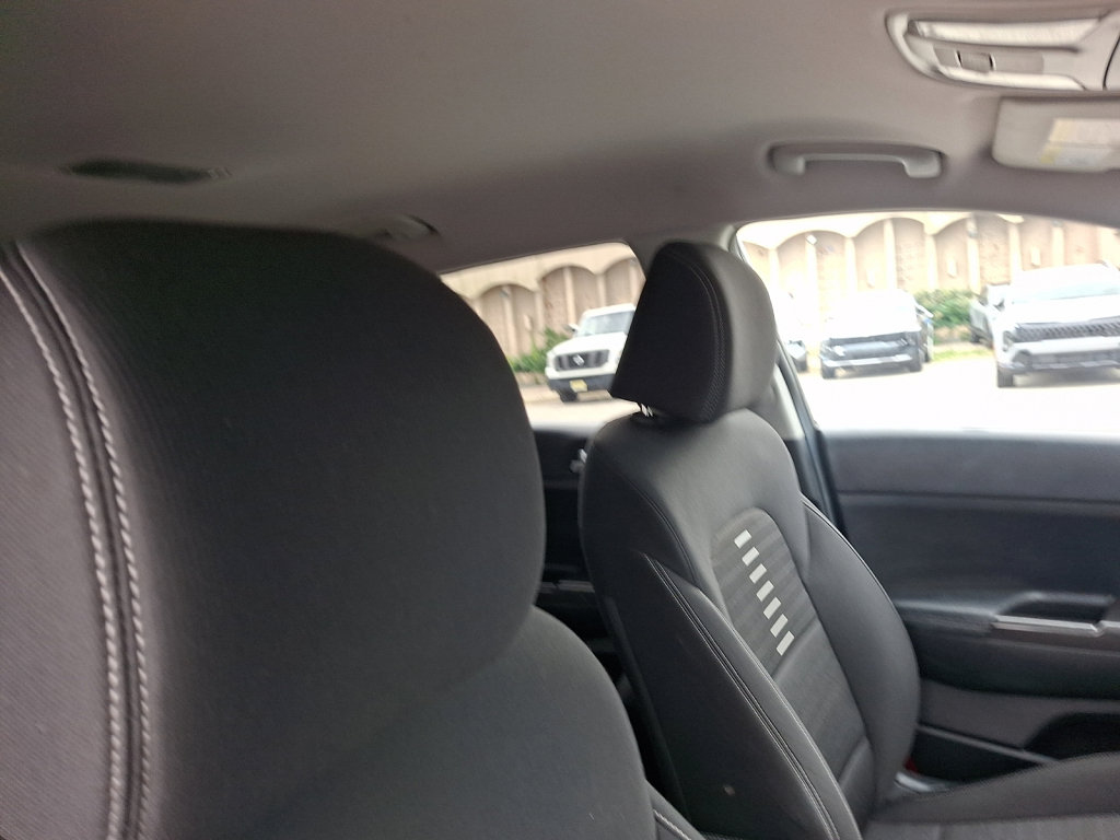 Used 2018 Kia Sportage LX AWD/4WD image 13