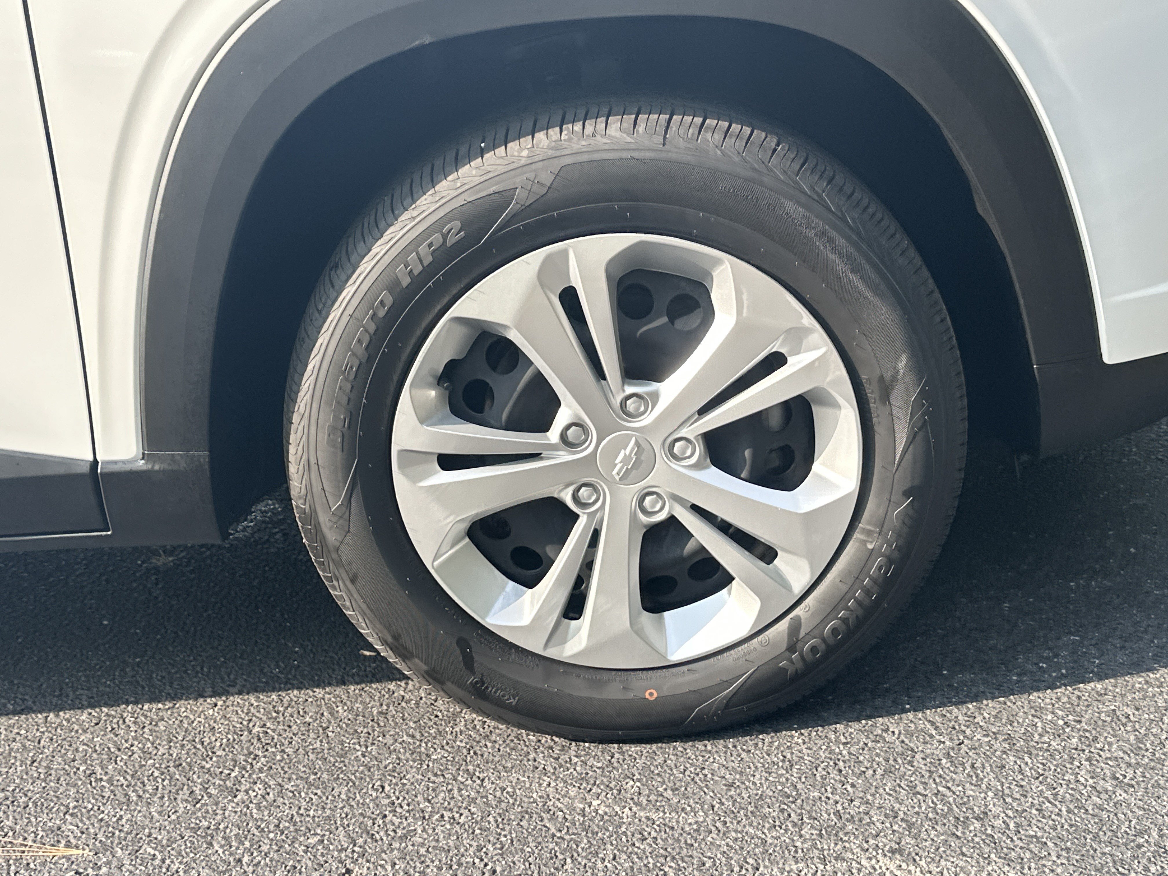 Certified 2026 Chevrolet Trax LS FWD image 15