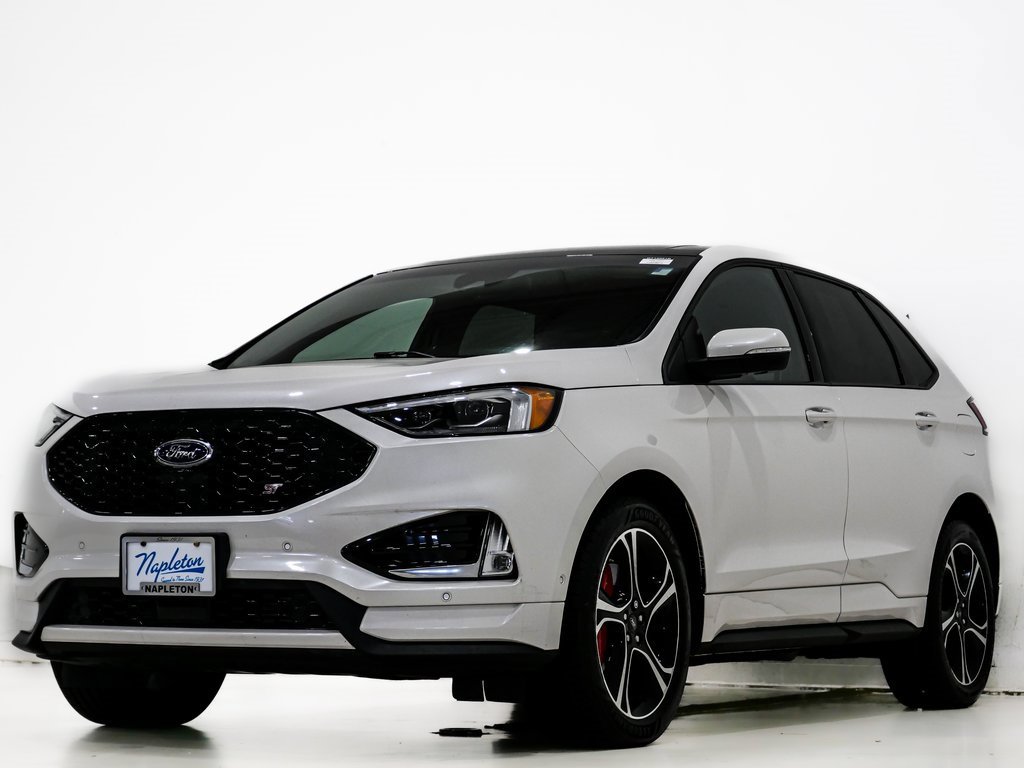 Used 2019 Ford Edge ST w/ Equipment Group 401A image 3