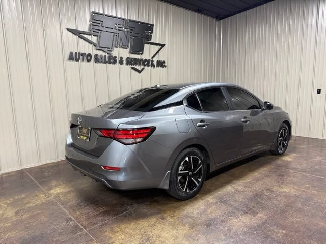 Used 2025 Nissan Sentra SV w/ All-Weather Package FWD image 8