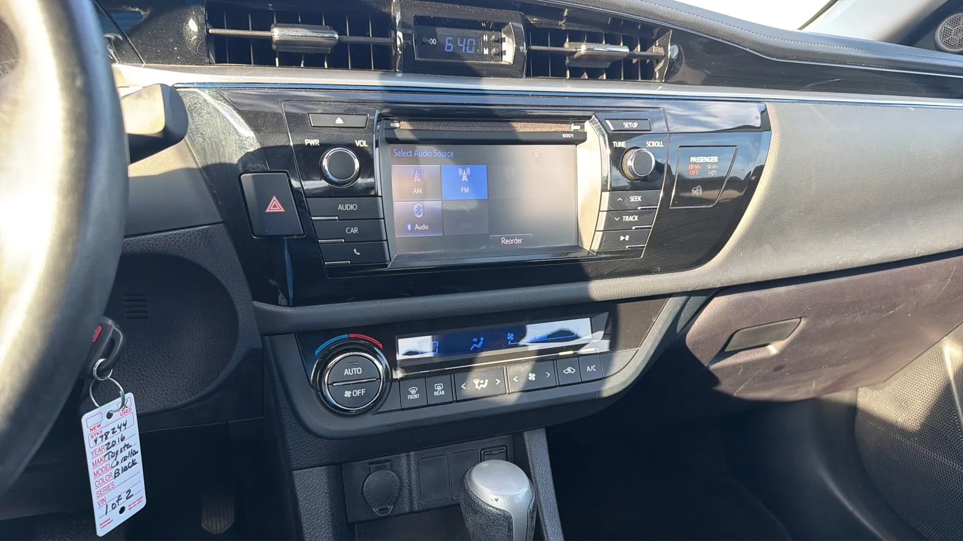 Used 2016 Toyota Corolla S FWD image 78