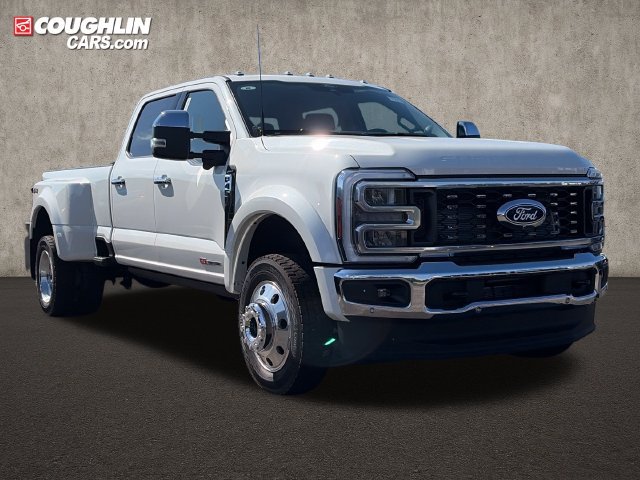 New 2027 Ford F450 Lariat w/ Lariat Ultimate Package