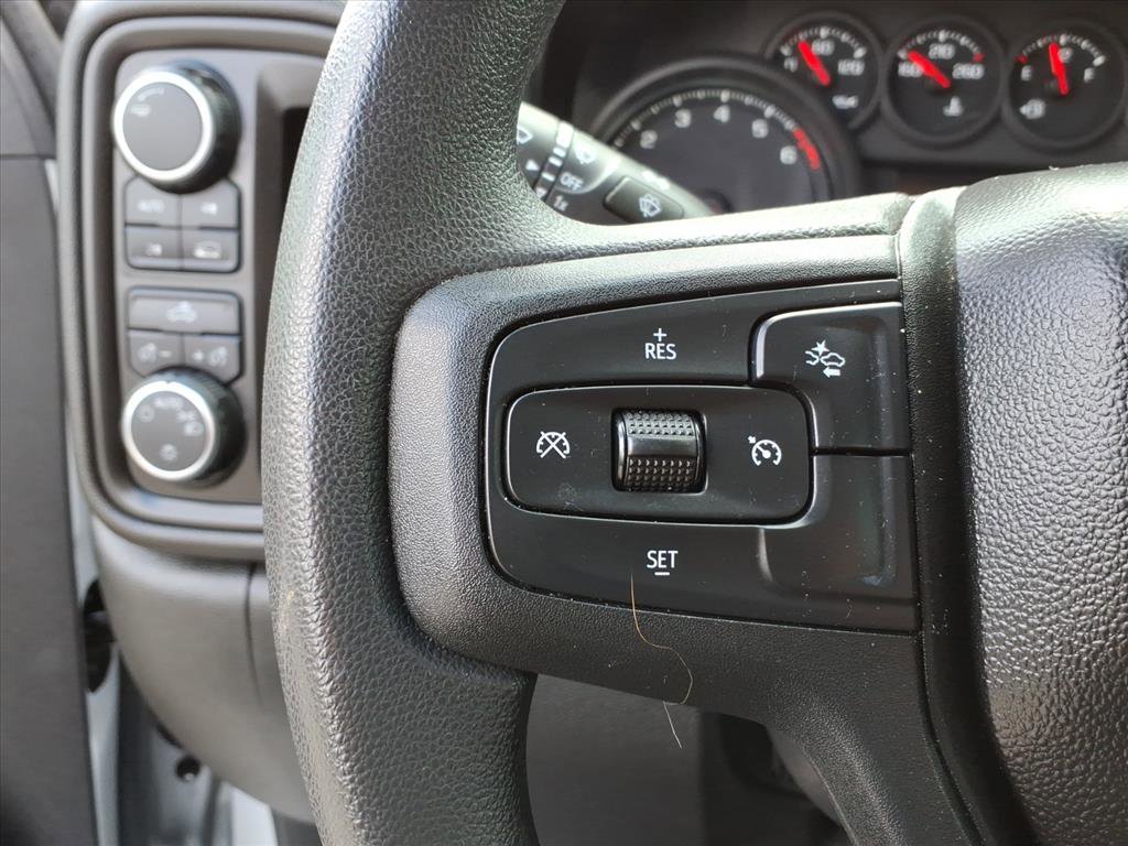 Used 2022 Chevrolet Silverado 1500 Custom image 16