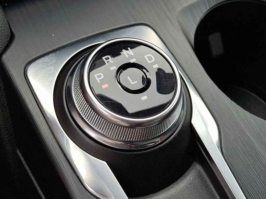 Used 2025 Ford Escape ST-Line image 16