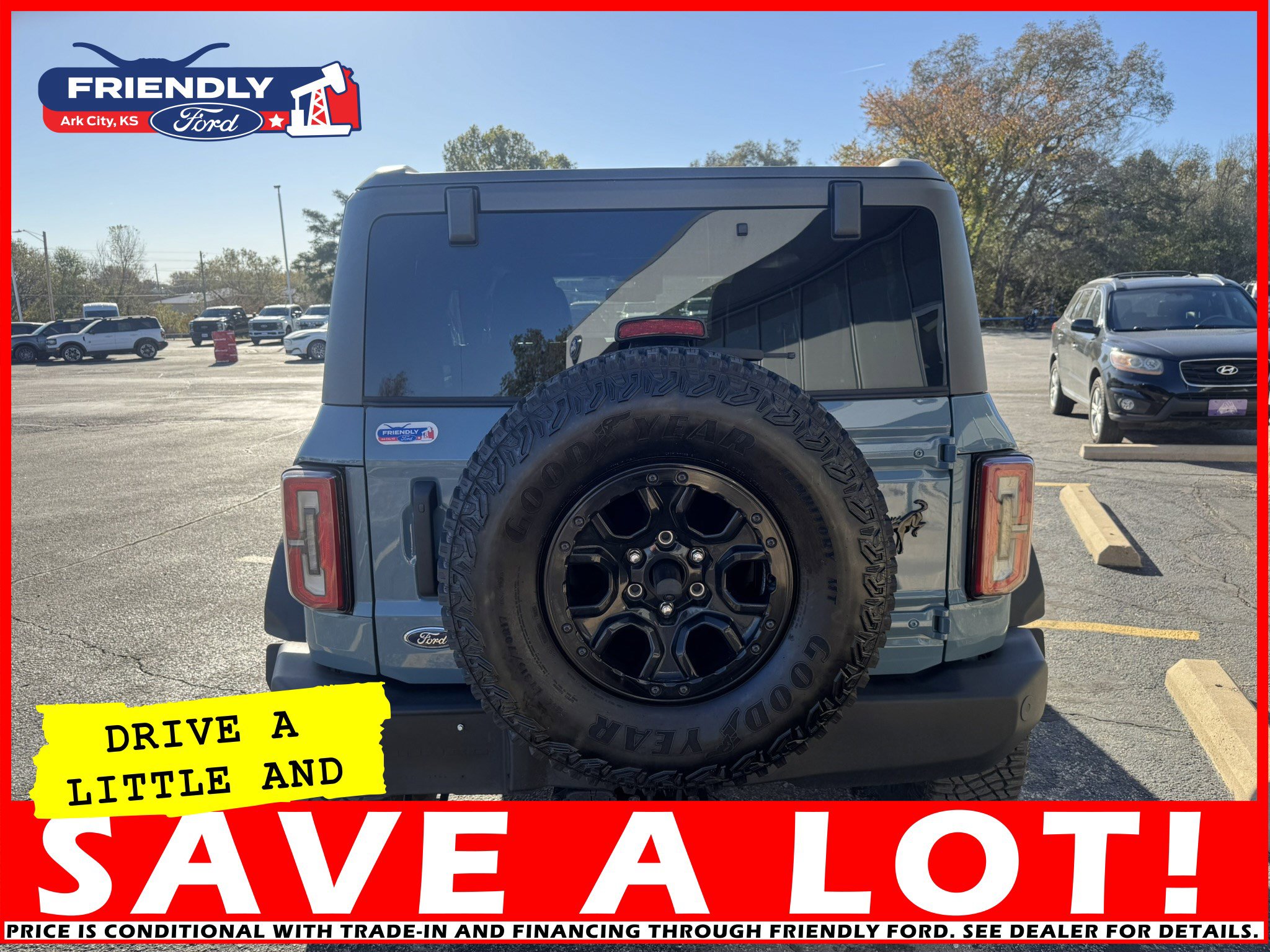 Used 2023 Ford Bronco Wildtrak image 4