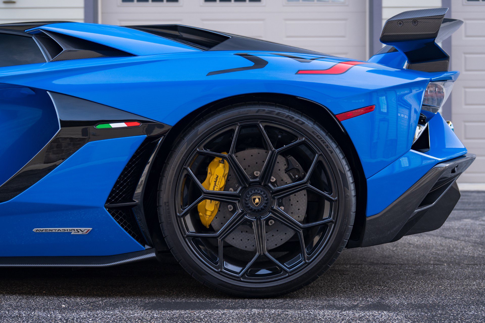 Used 2021 Lamborghini Aventador SVJ AWD/4WD image 66