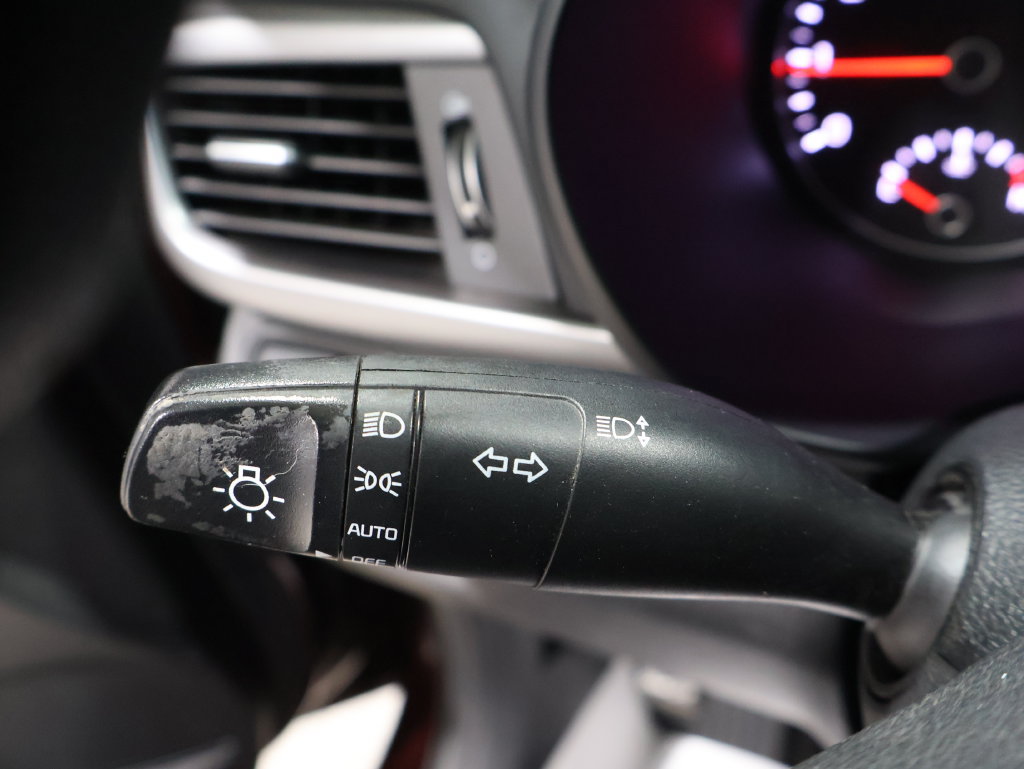 Used 2017 Kia Optima LX FWD image 33