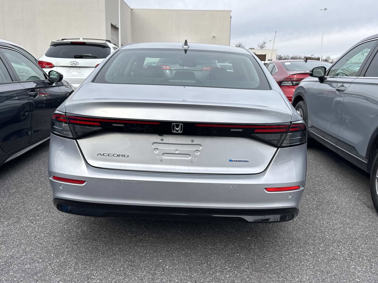 Used 2025 Honda Accord EX-L image 3