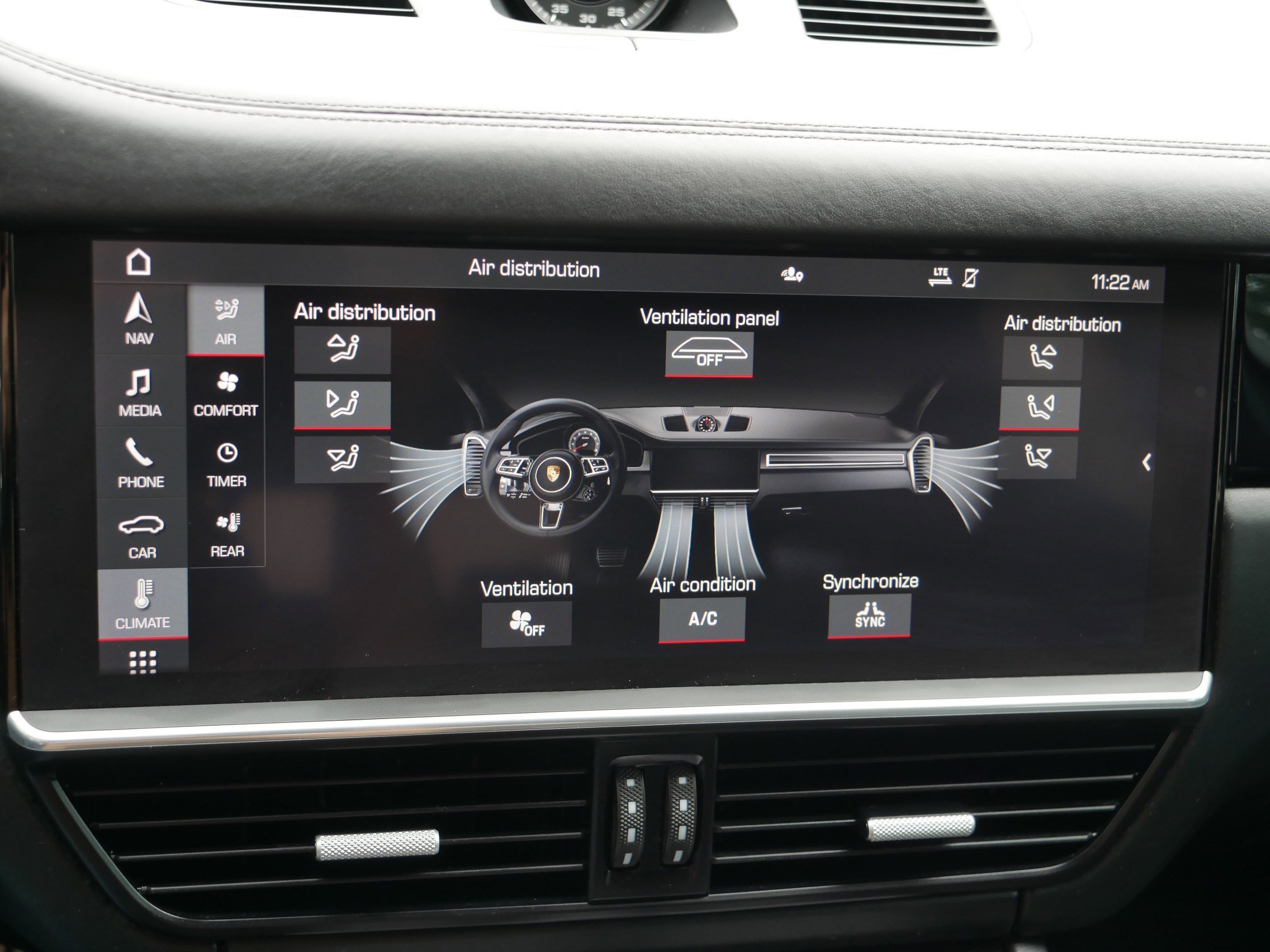 Used 2020 Porsche Cayenne Turbo S image 23