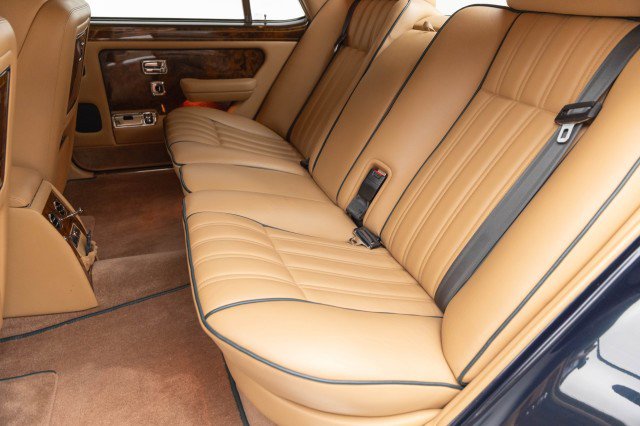 Used 1998 Rolls-Royce Silver Spur image 40