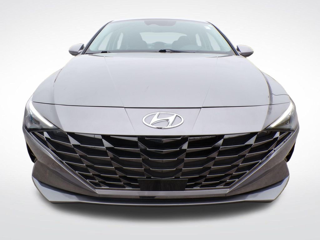 Certified 2023 Hyundai Elantra Limited w/ Cargo Package FWD image 6