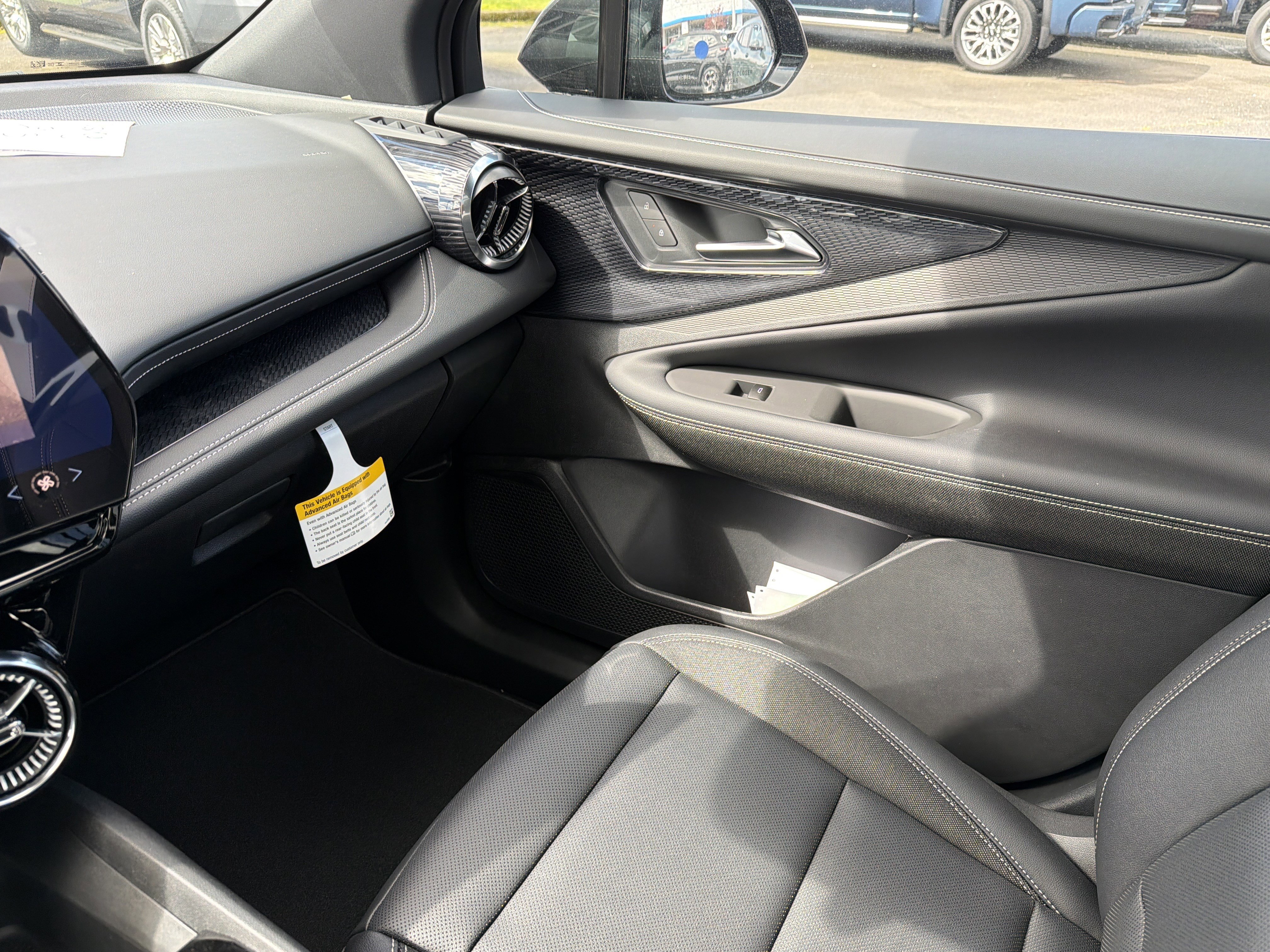New 2026 Chevrolet Blazer EV LT w/ LPO, Blackout Package AWD/4WD image 27