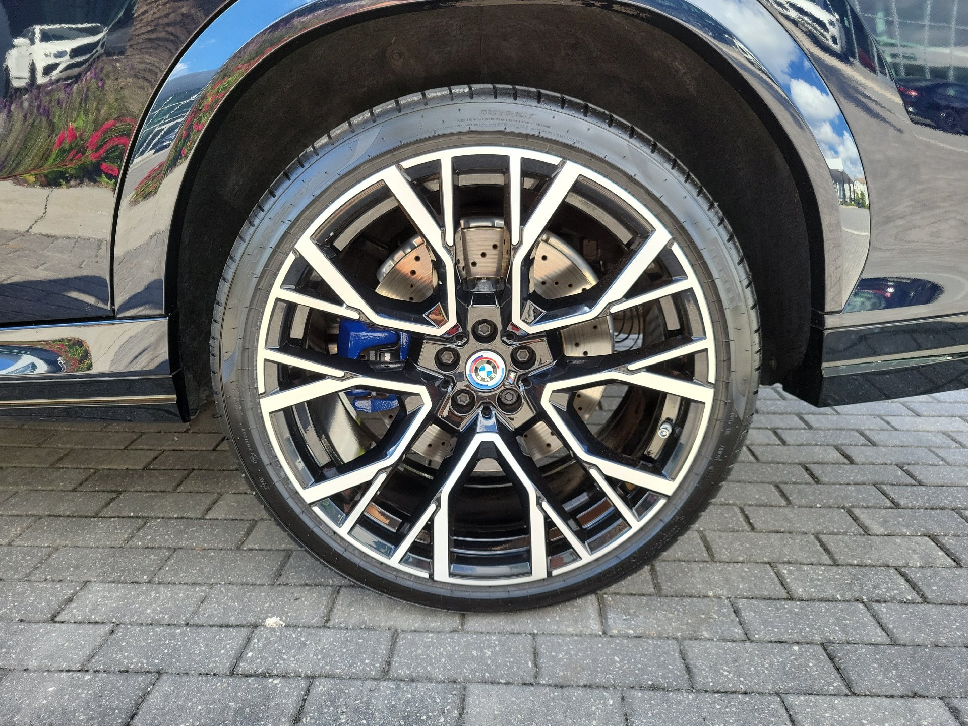Used 2023 BMW X6 M w/ Executive Package AWD/4WD image 9