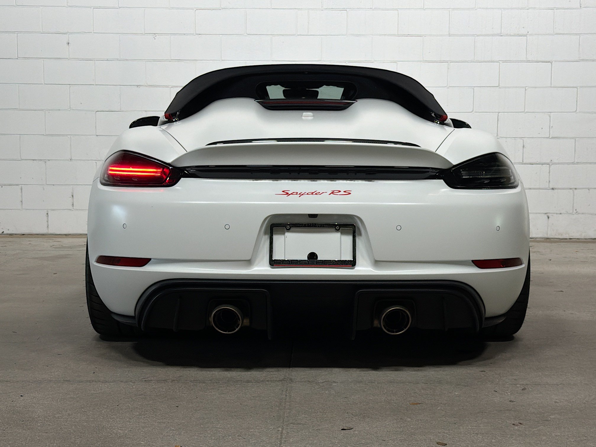 Certified 2024 Porsche 718 Boxster Spyder RS RWD image 8