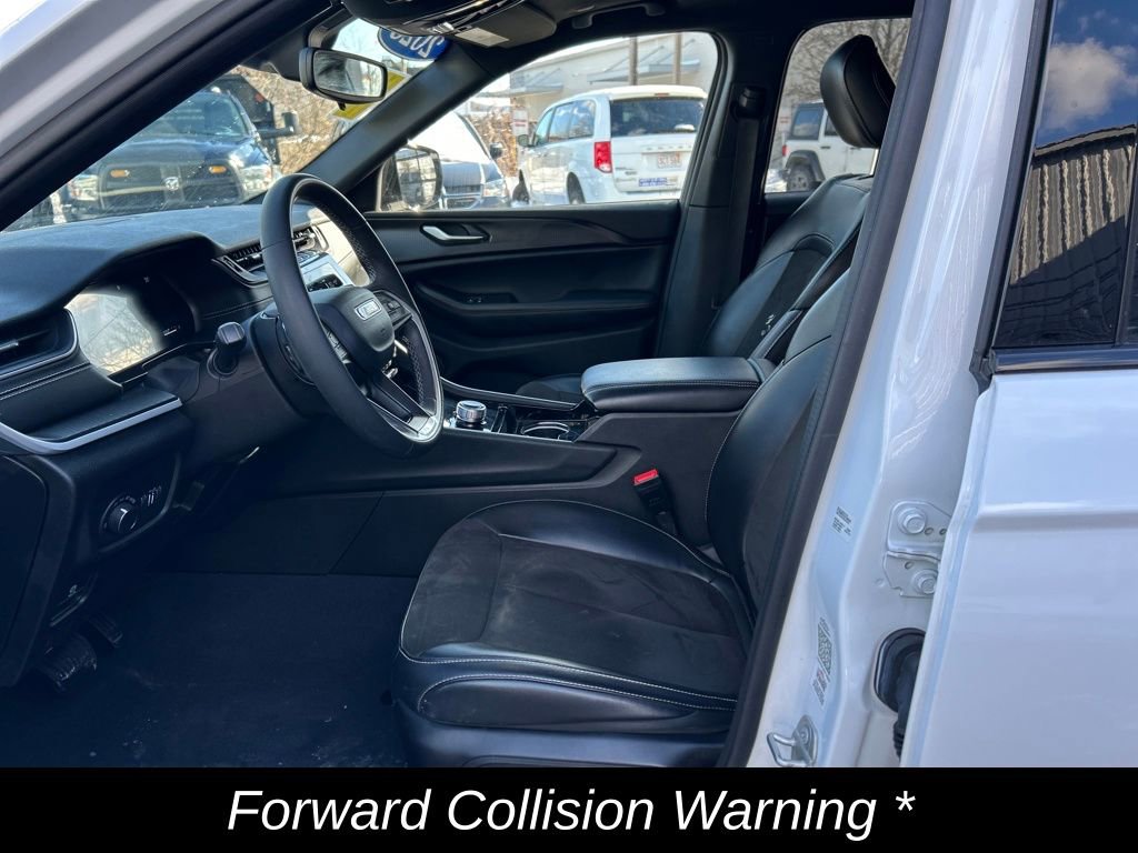 Used 2023 Jeep Grand Cherokee L Laredo image 15