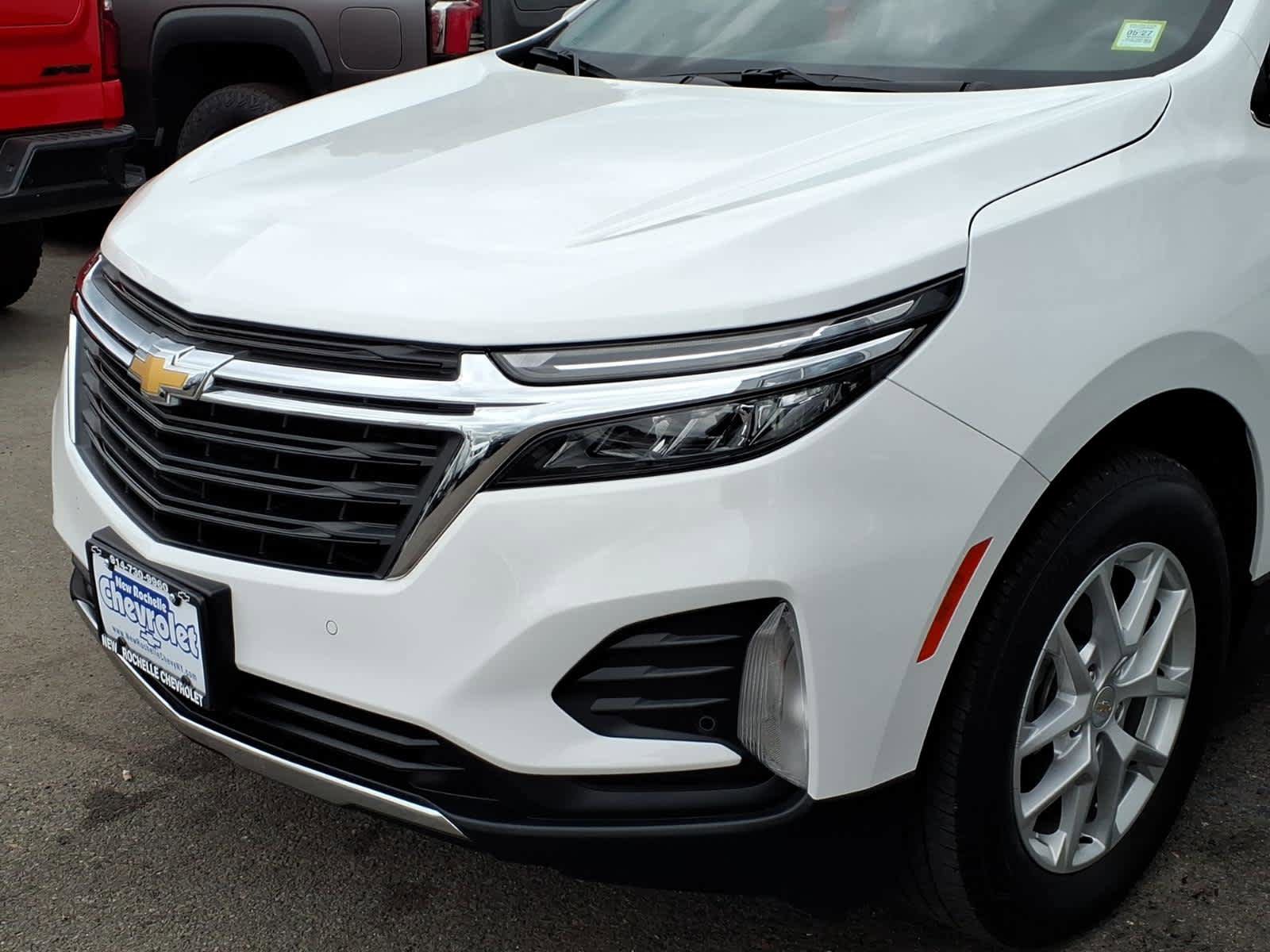 Used 2024 Chevrolet Equinox LT AWD/4WD image 7