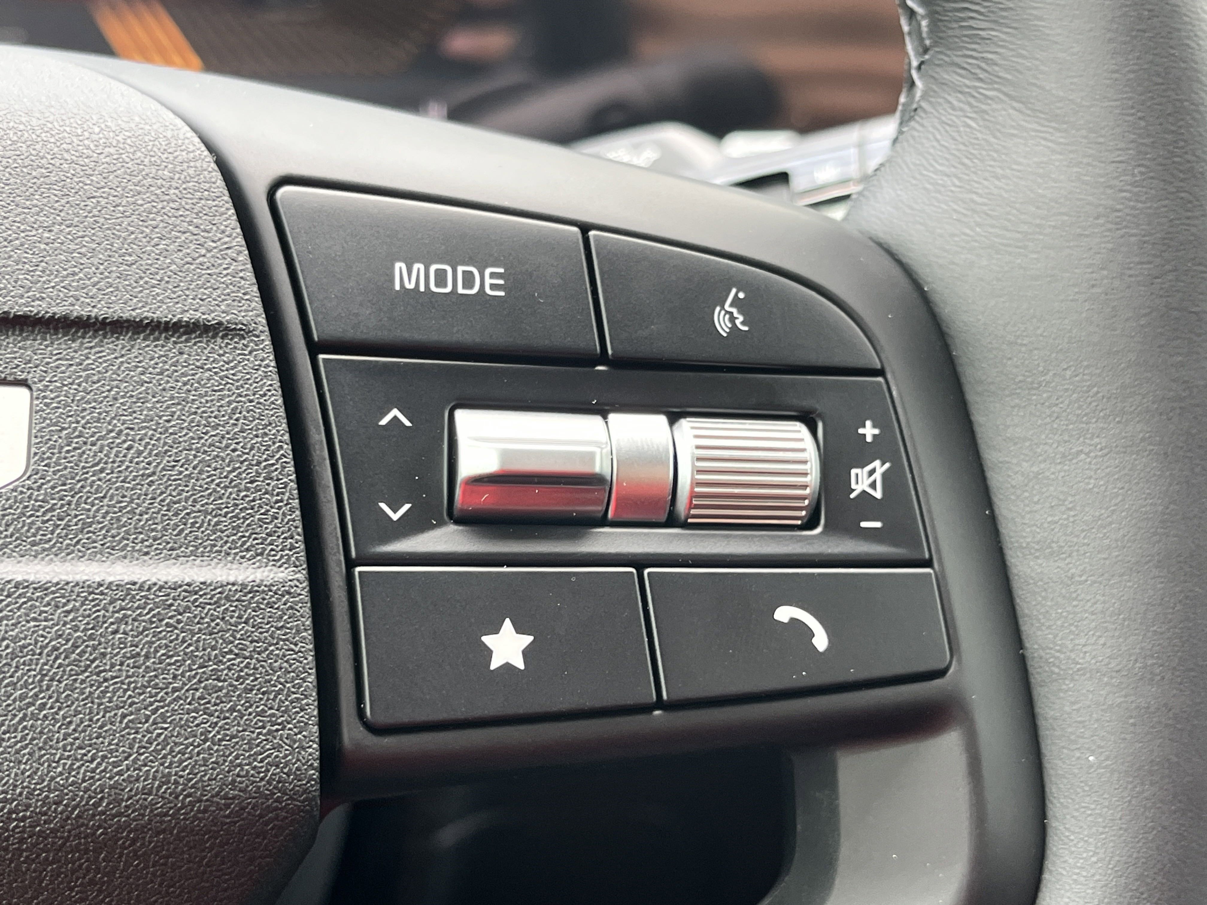 New 2026 Kia Sportage EX w/ EX Panorama Roof Package image 15