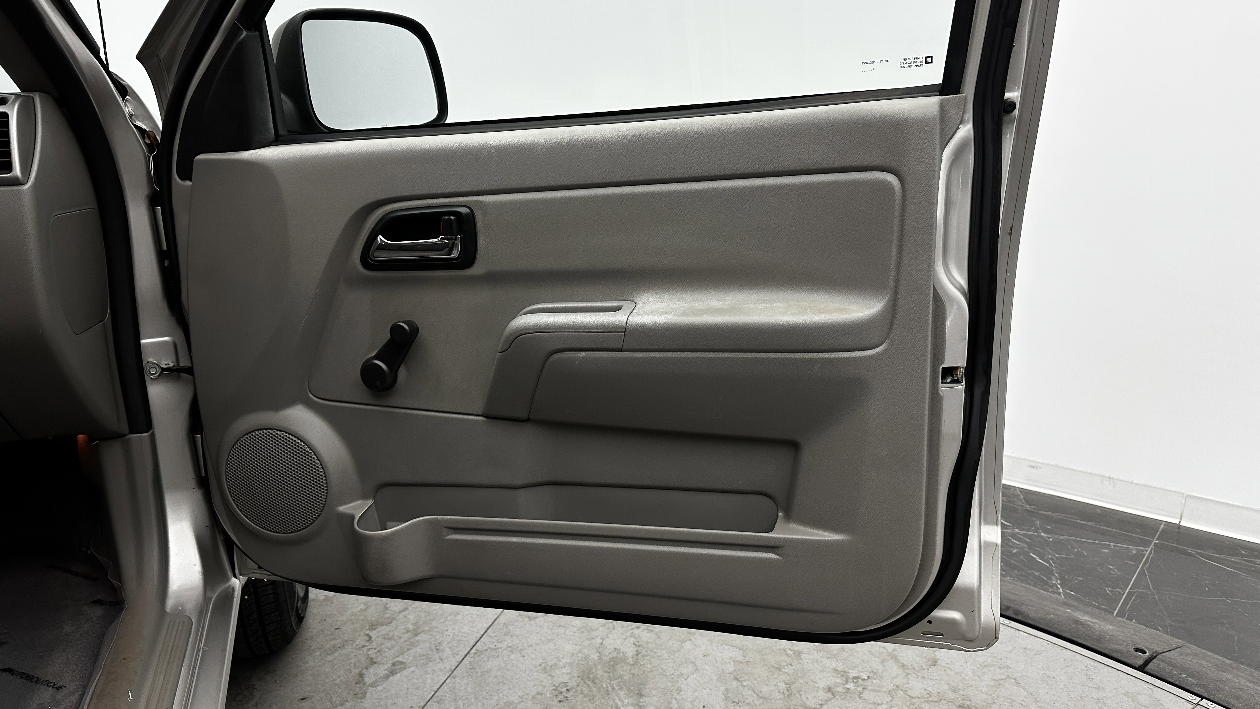 Used 2008 GMC Canyon SL image 17