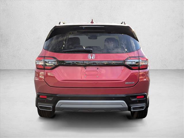 Used 2024 Honda Pilot Touring image 7