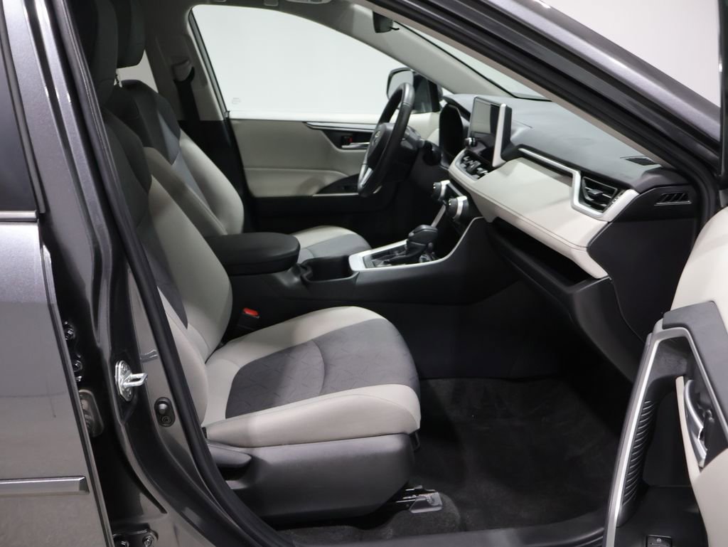 Certified 2024 Toyota RAV4 XLE w/ Convenience Package image 22