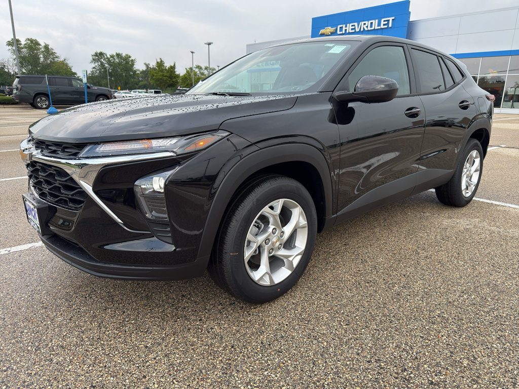New 2026 Chevrolet Trax LS w/ LS Convenience Package