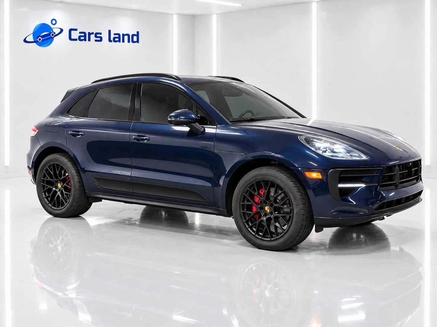 Used 2021 Porsche Macan GTS AWD/4WD image 2