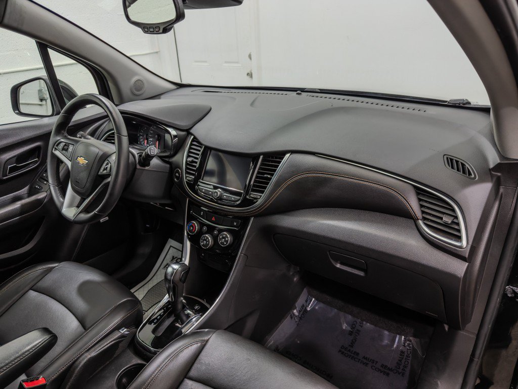 Used 2020 Chevrolet Trax Premier FWD image 22
