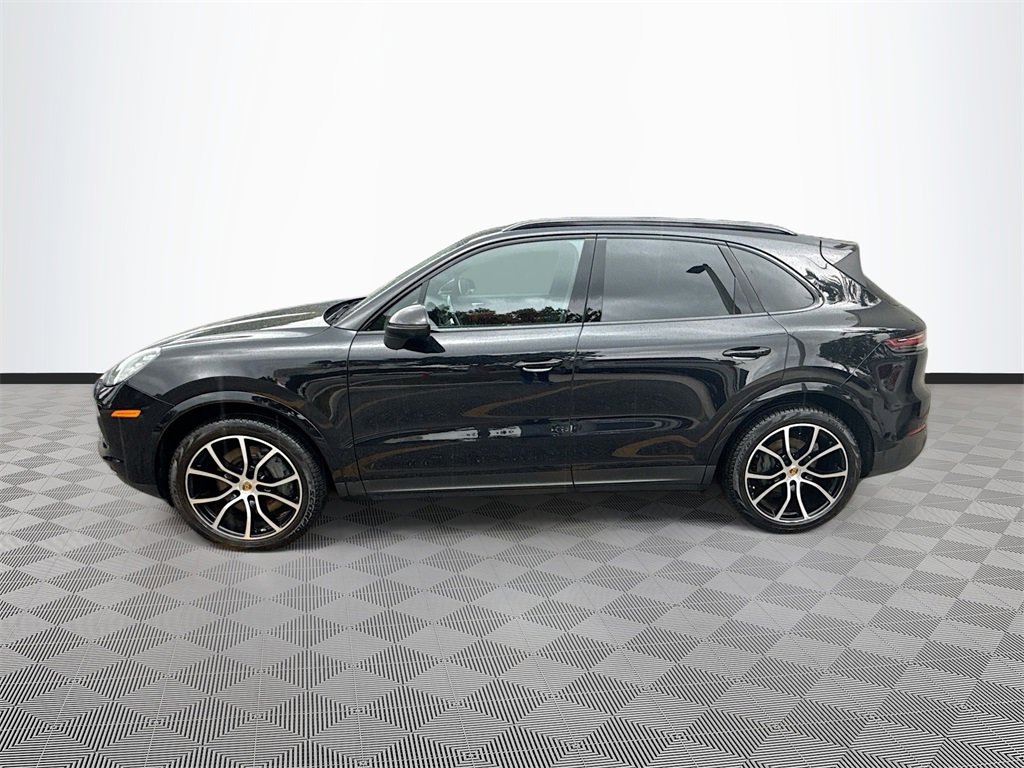 Used 2020 Porsche Cayenne S image 5