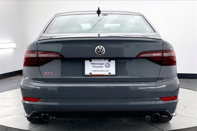Used 2020 Volkswagen Jetta GLI Autobahn image 4