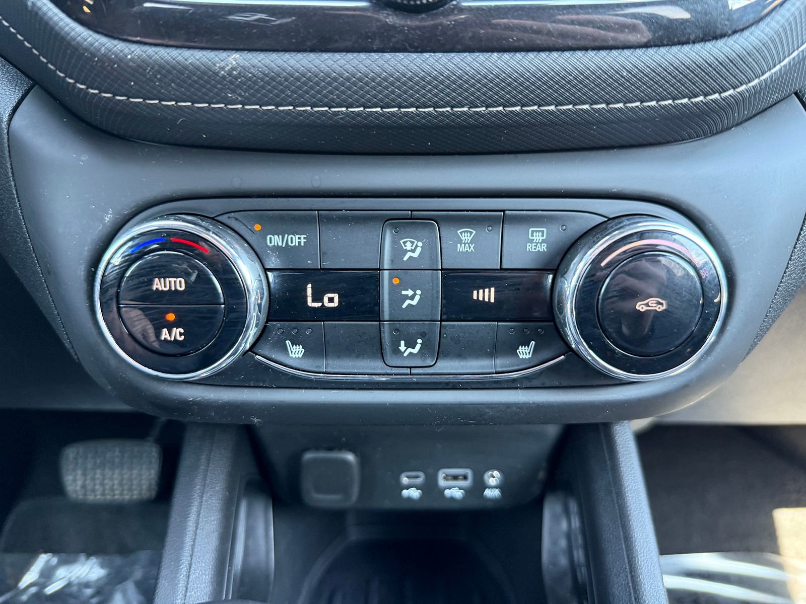 Certified 2023 Chevrolet TrailBlazer ACTIV w/ Convenience Package image 27